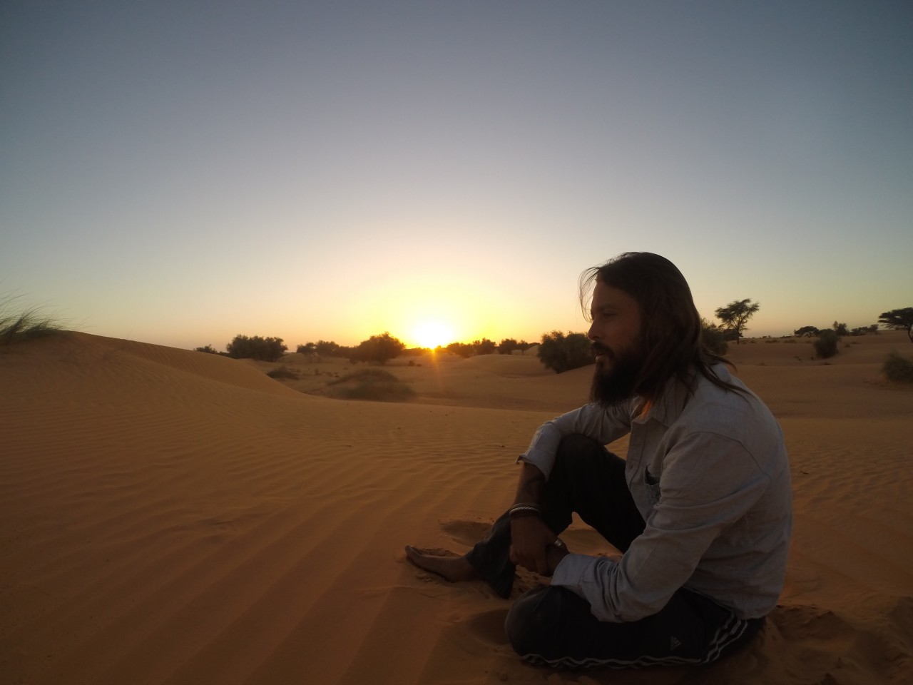 Tramonto nel deserto del Sahara