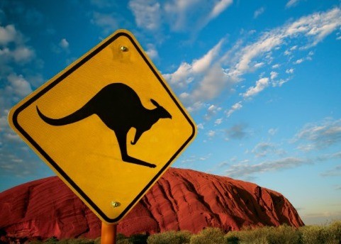 ayers_rock_kangaroo_sign_postcard-r78e68e072d6540a7a464afdf5db5327b_vgbaq_8byvr_540